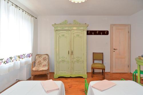 House Adriana 1715