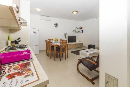 Family 2 Bedroom Apartment
