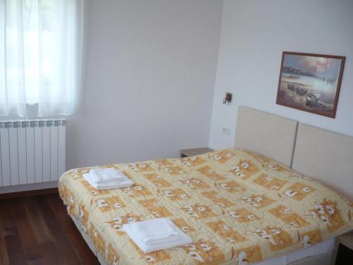 Apartments Mia 1788