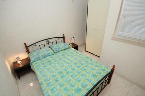 Apartment Liznjan 7240b