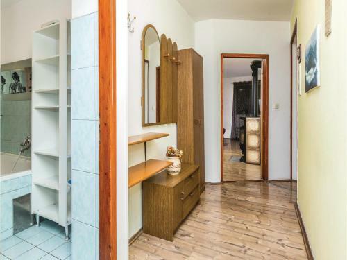 Three-bedroom Apartment In Marcana