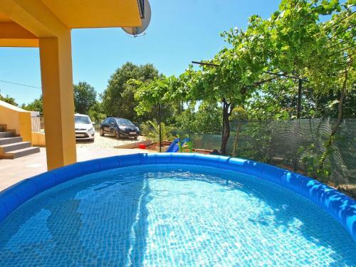 House Loborika 1411