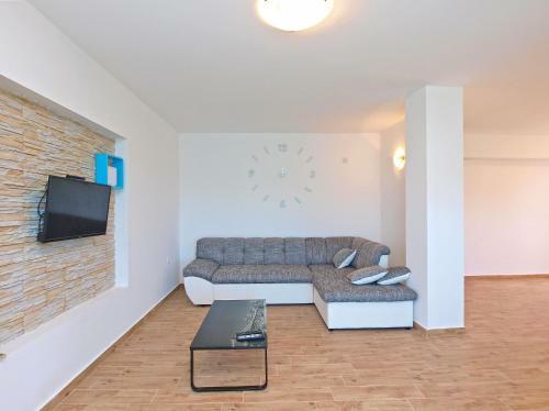 House Loborika 1411