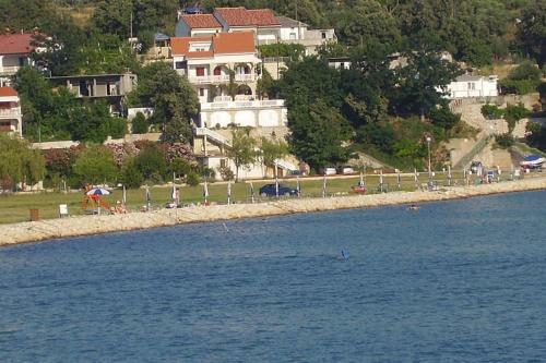 Apartment Lopar 14070d