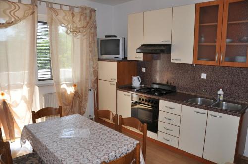 Apartments In Lopar/insel Rab 31282