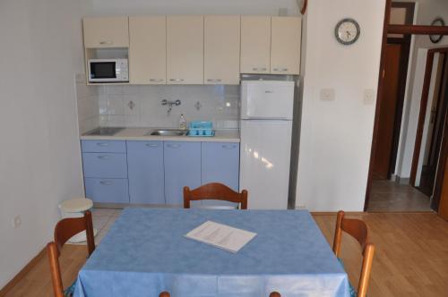 Apartments In Lopar/insel Rab 31282