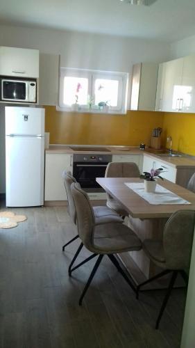 Apartments In Lopar/insel Rab 31282