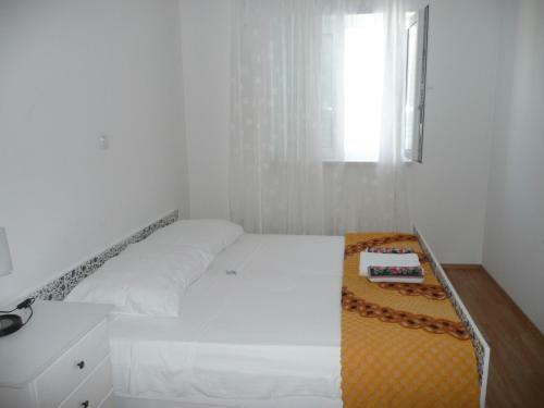 One-bedroom Apartment In Lopar II