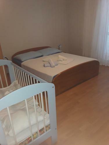 Apartments Sindi