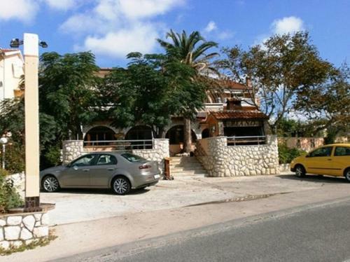 Apartments With A Parking Space Lopar (rab) - 14089