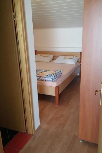 Apartment Lopar 12534d