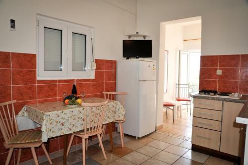 Apartmenthouse Lopar (4229)