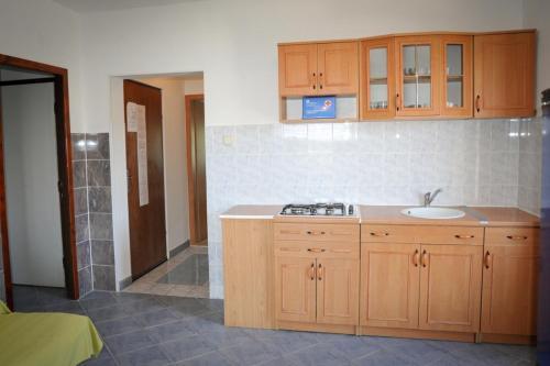 Apartmenthouse Lopar (4229)