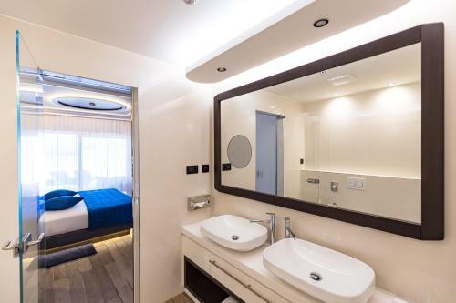 Luxury Apartments Lazure