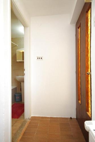 Apartment Opric 7756a
