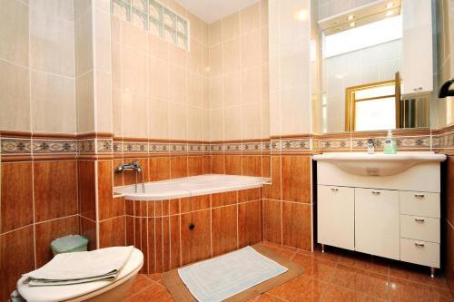 Apartments By The Sea Lumbarda (korcula) - 9300