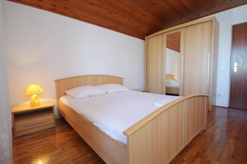 Apartments By The Sea Lumbarda (korcula) - 9236