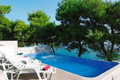 Holiday Home Maritim Lumbarda - Cin101013-f
