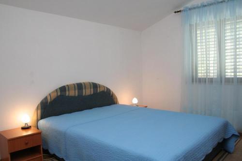 Apartment Lumbarda 177b