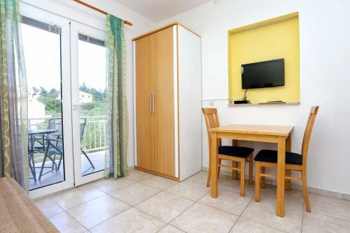 Apartment Lumbarda 4393c