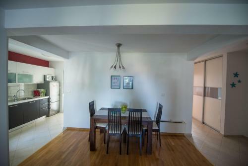 Apartment Lidija