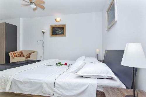 Apartments Lory