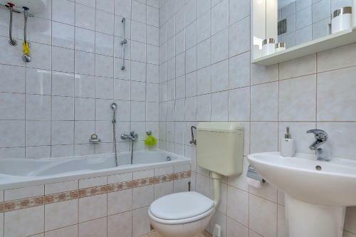 Apartments Lory