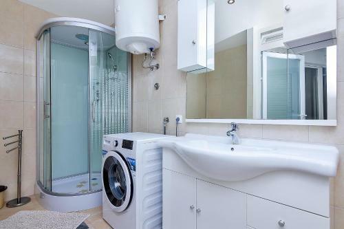 Apartments Lory