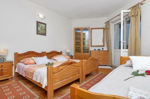 Apartments Lory