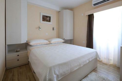 Villa Ctma121/ Stone House With Private Heated Pool And Whirlpool