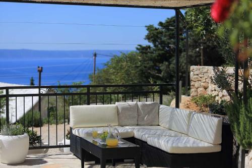 Villa Ctma121/ Stone House With Private Heated Pool And Whirlpool