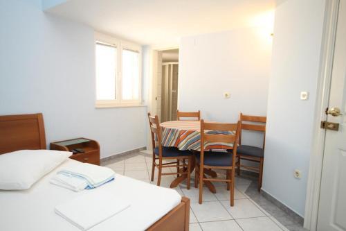 Apartamentos Studio Makarska 6694b