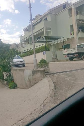 Apartments With A Parking Space Makarska - 15705