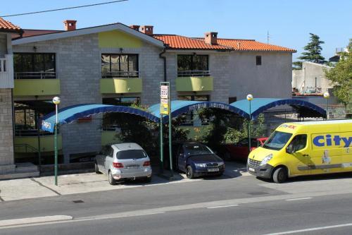 Apartment Makarska 9128c