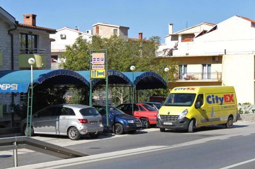 Apartment Makarska 9128c