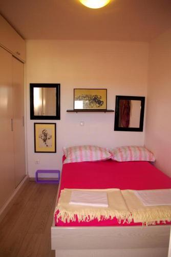 Apartments With A Parking Space Makarska - 12063