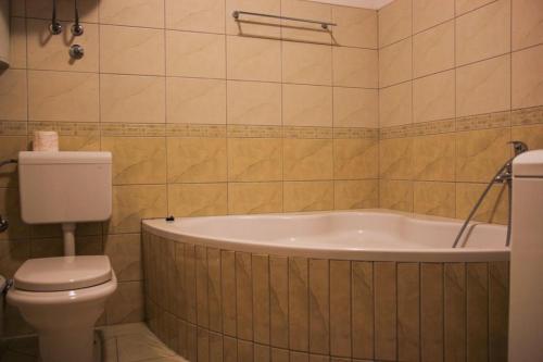 Apartment Makarska 15200b