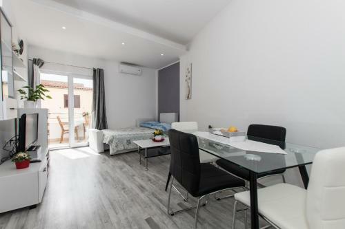Apartment Near The Center Masrec