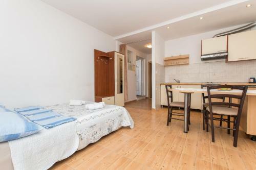 Apartment Near The Center Masrec