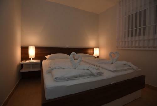 Apartments Dobro