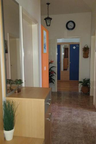 Apartments With A Parking Space Makarska - 13912