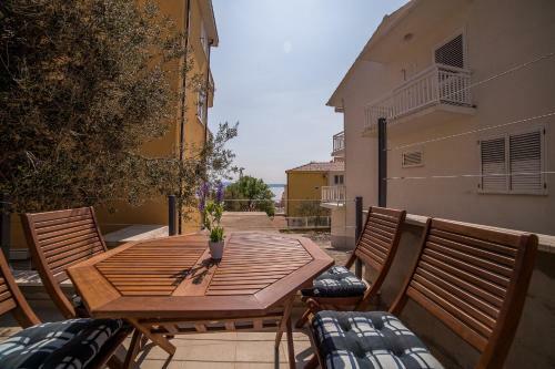 Green Olive Apartments