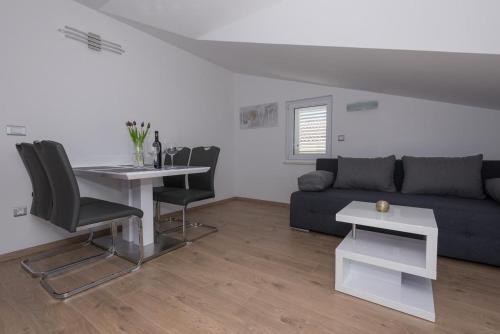 Apartment Makarska 6720d