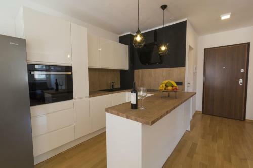 Villa Ctma221 - Modern Apartment With Private Pool