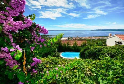 Holiday House Maranta With Pool Seaview