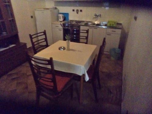 Hostal Apartments And Rooms With Parking Space Makarska - 13979
