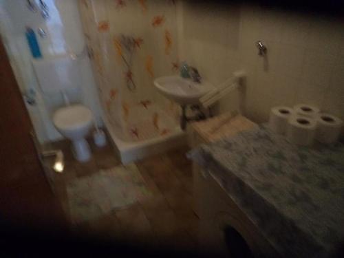 Hostal Apartments And Rooms With Parking Space Makarska - 13979