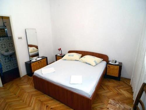 Apartments In Makarska 36280
