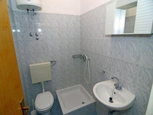 Apartments In Makarska 36280