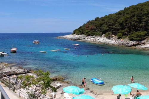 Hostal Double Room Mali Losinj 2495e